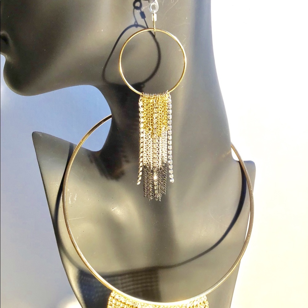 Gold & Rhinestone Necklace Set - Picture 3 of 3